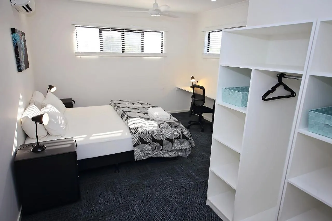 Mihaven Shared Living - Pembroke St Hostel Cairns Australia
