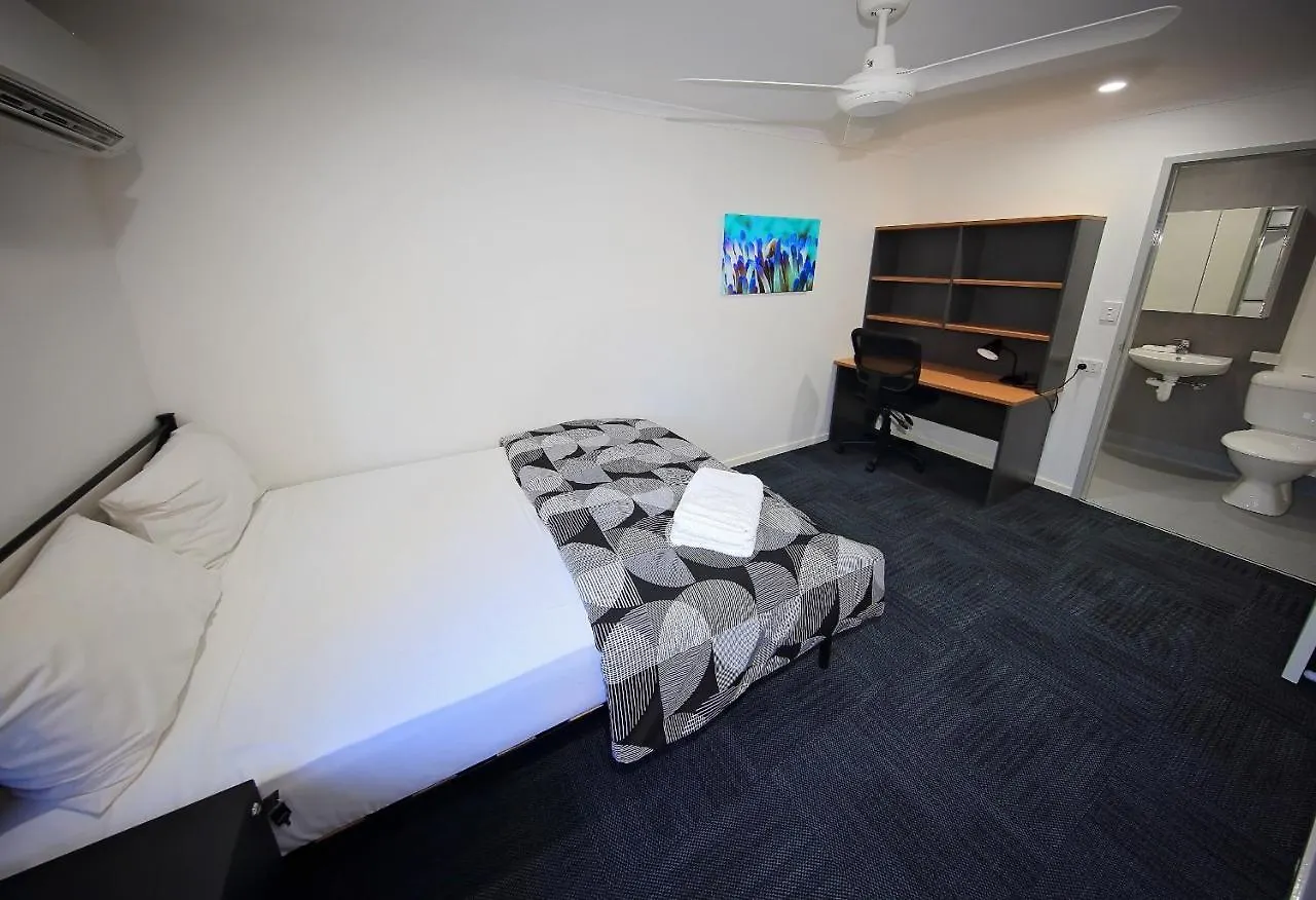Mihaven Shared Living - Pembroke St Hostel Cairns 0*,  Australia